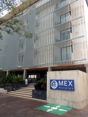 Cancun private cab to Mex Hotels